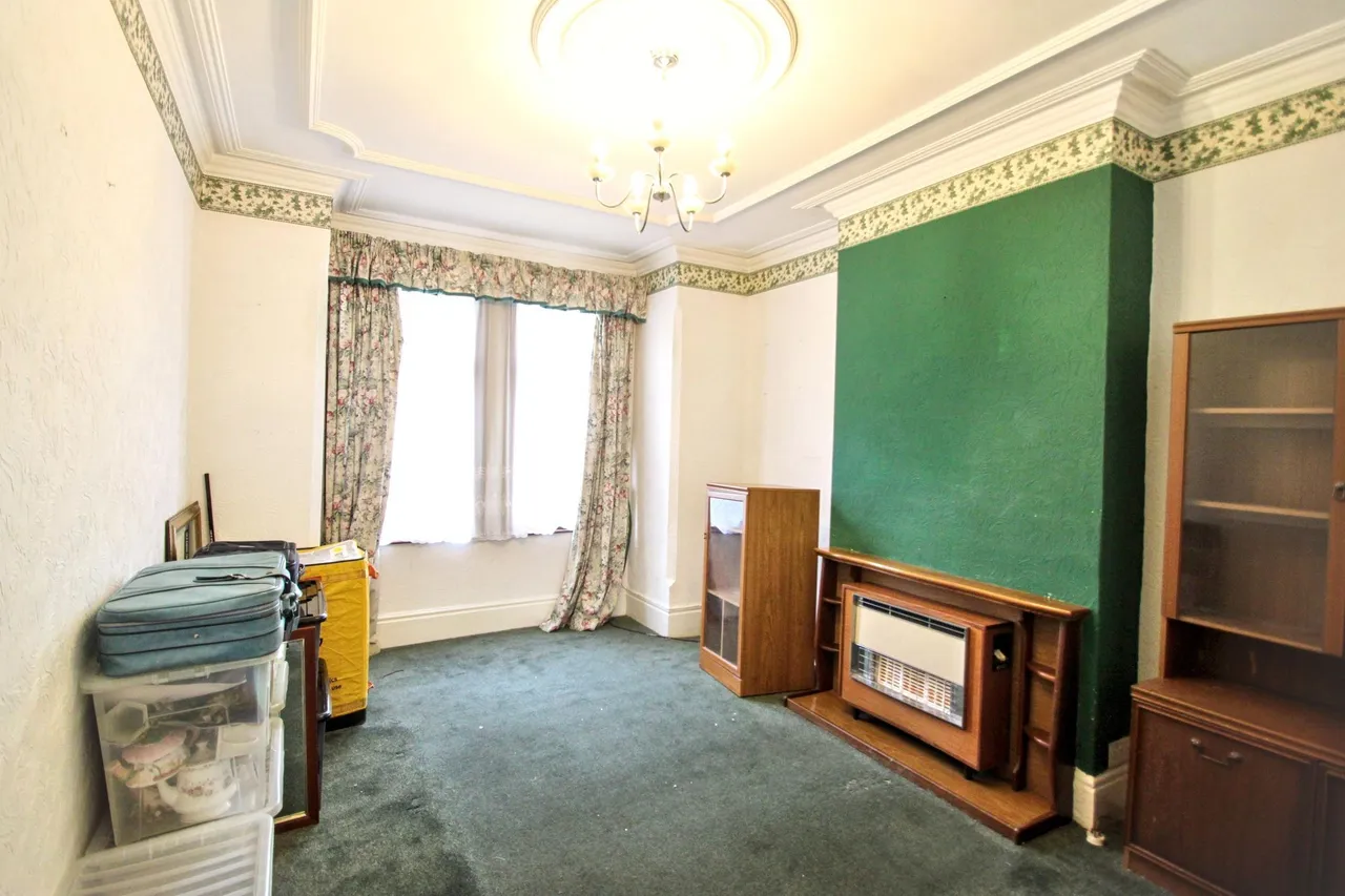 Wickham Road, London, E4, photo 5