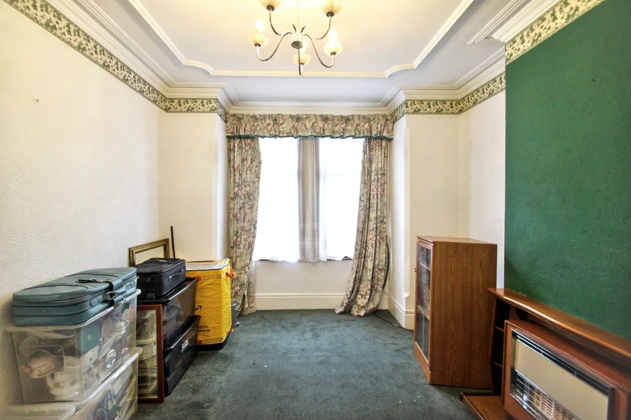 Wickham Road, London, E4, photo 6
