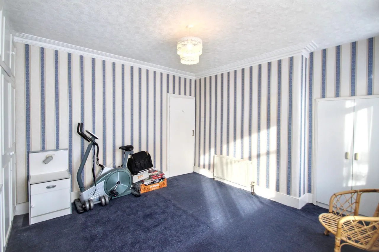 Wickham Road, London, E4, photo 15