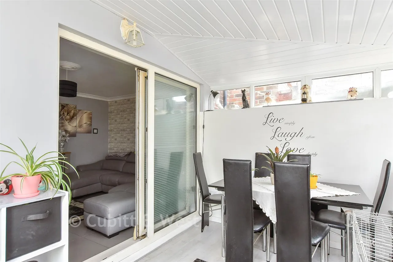 Hunston Close, Brighton, BN2, photo 5