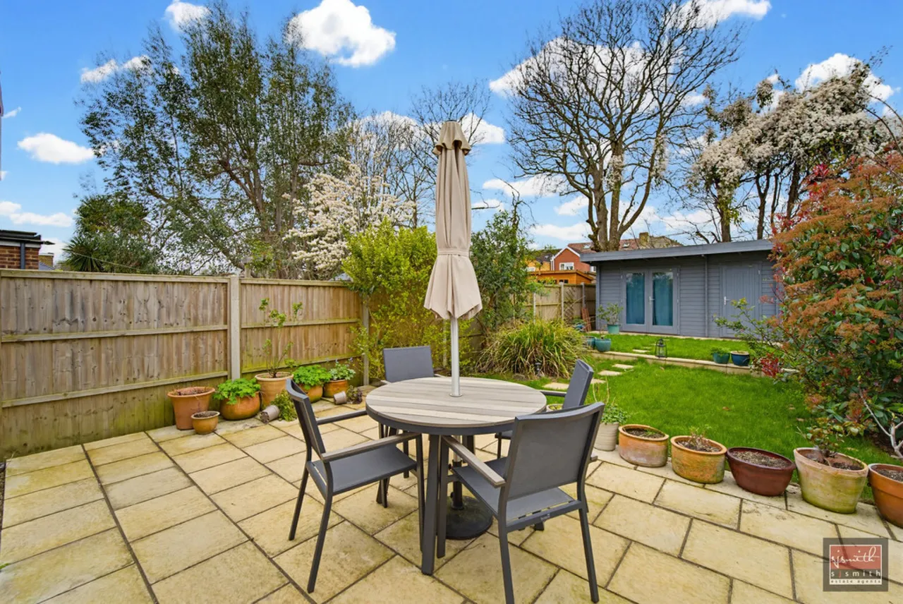 Marlborough Road, Ashford, photo 13