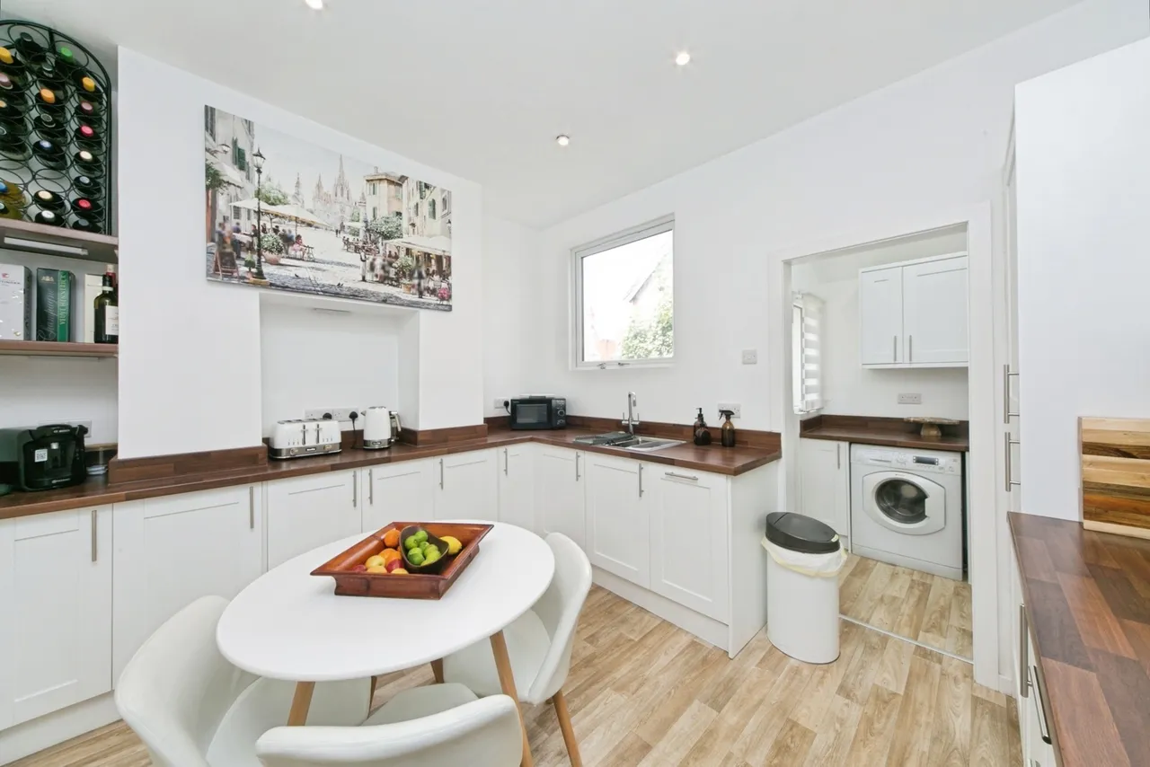 Endsleigh Road, Old Colwyn, LL29, photo 2