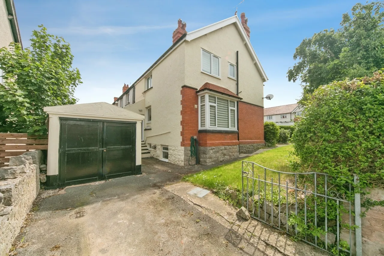Endsleigh Road, Old Colwyn, LL29, photo 17