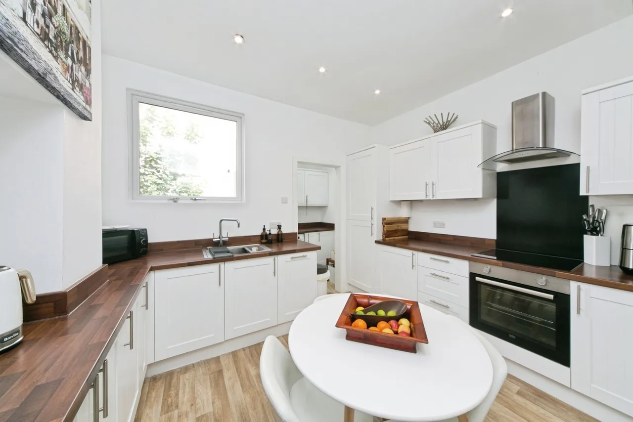 Endsleigh Road, Old Colwyn, LL29, photo 5