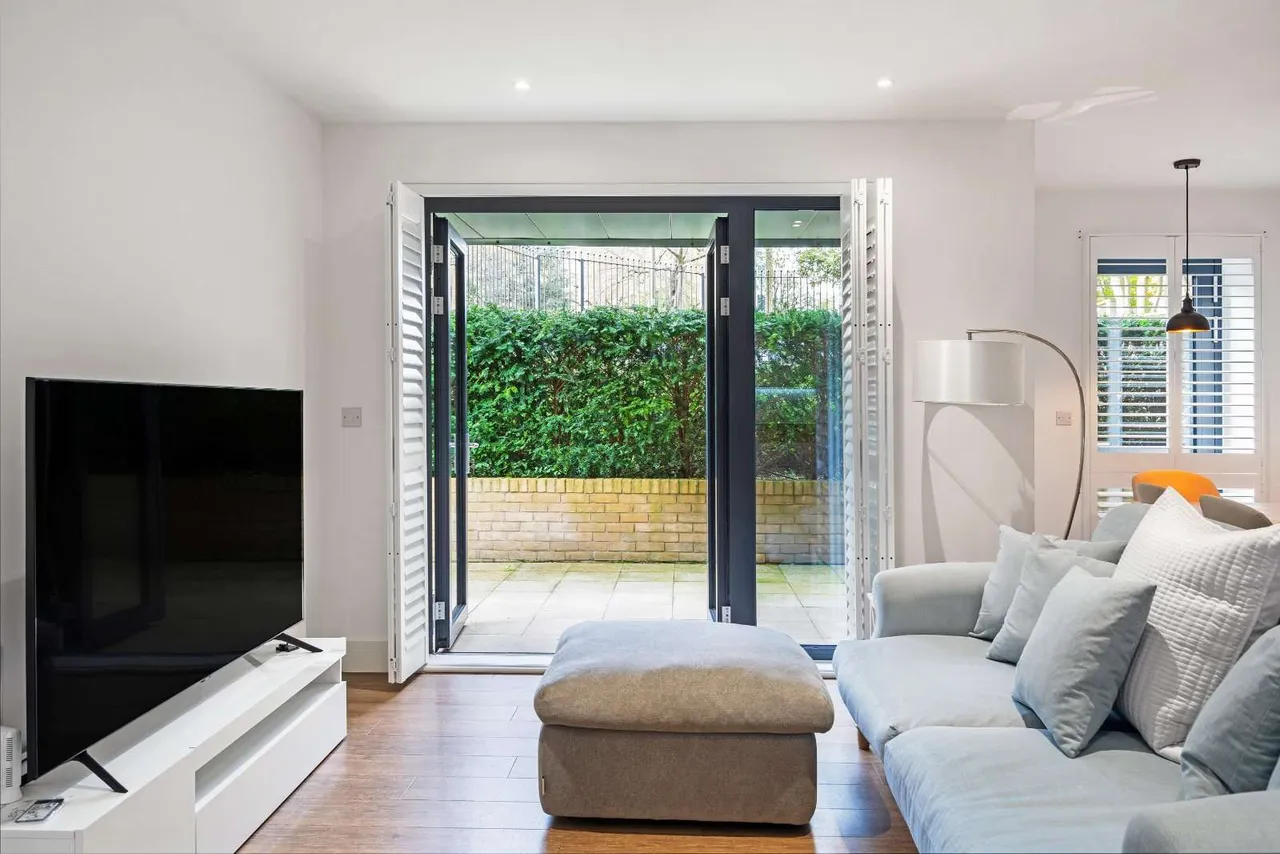 Pipit Drive, Putney, SW15, photo 3