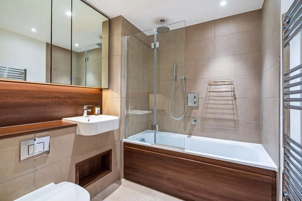 Pipit Drive, Putney, SW15, photo 11