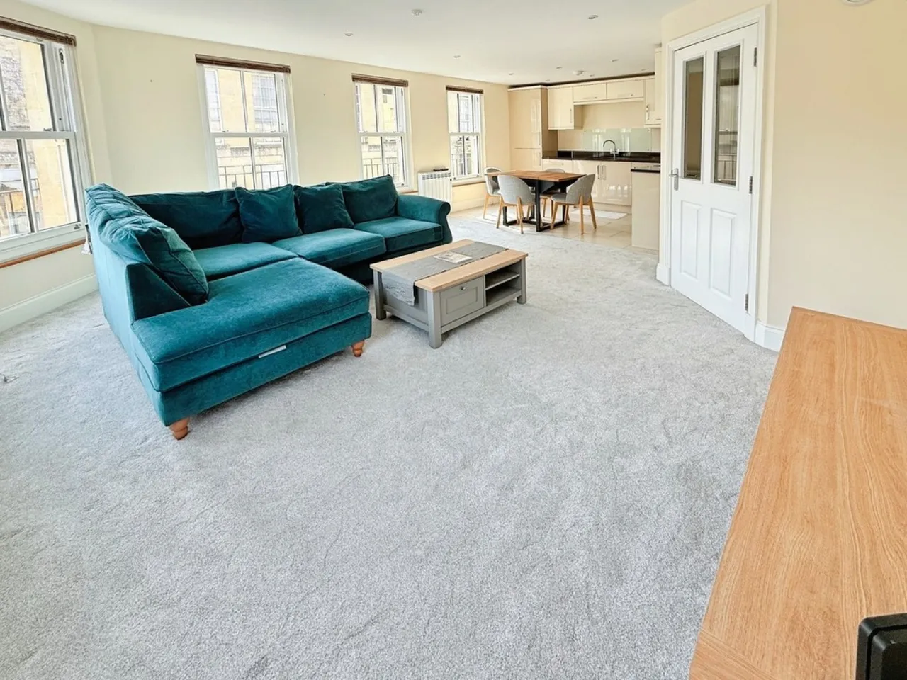St Georges Place, photo 9