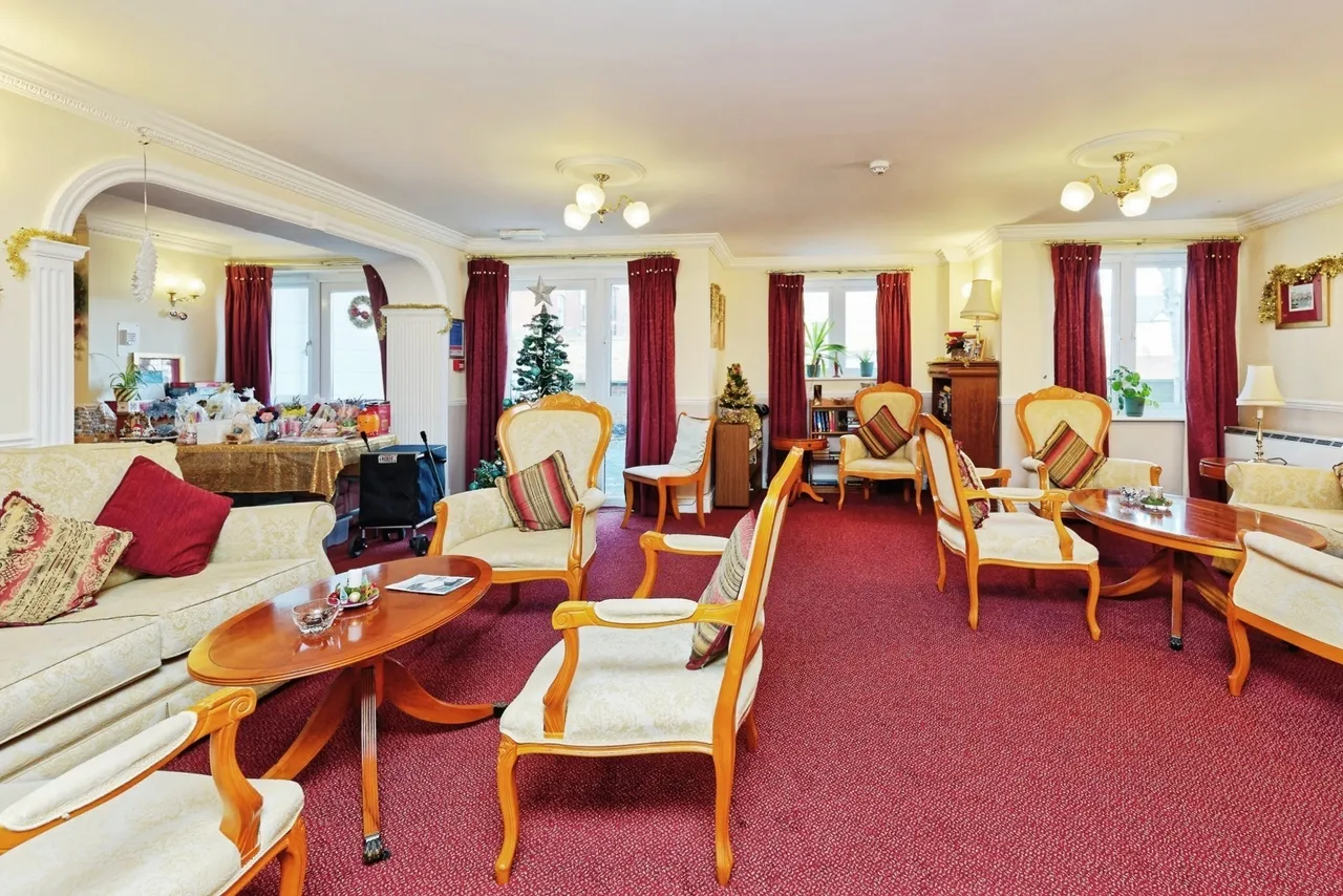 The Grove, Westgate-On-Sea, CT8, photo 10