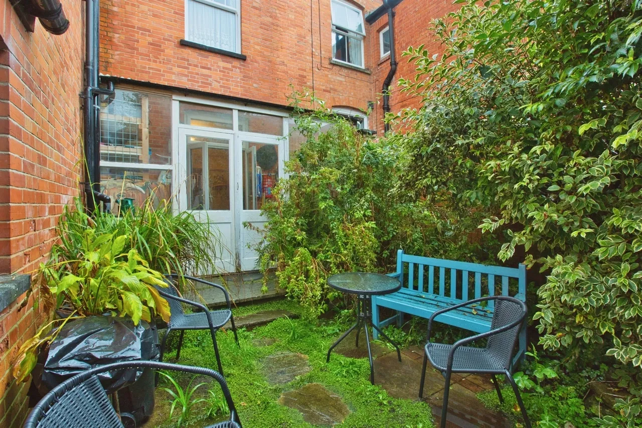 Colmer Road, Yeovil, BA21, photo 16