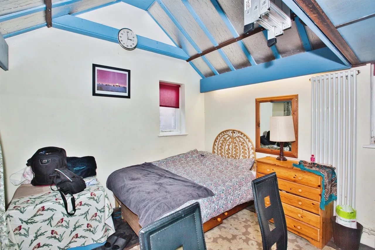Colmer Road, Yeovil, BA21, photo 8
