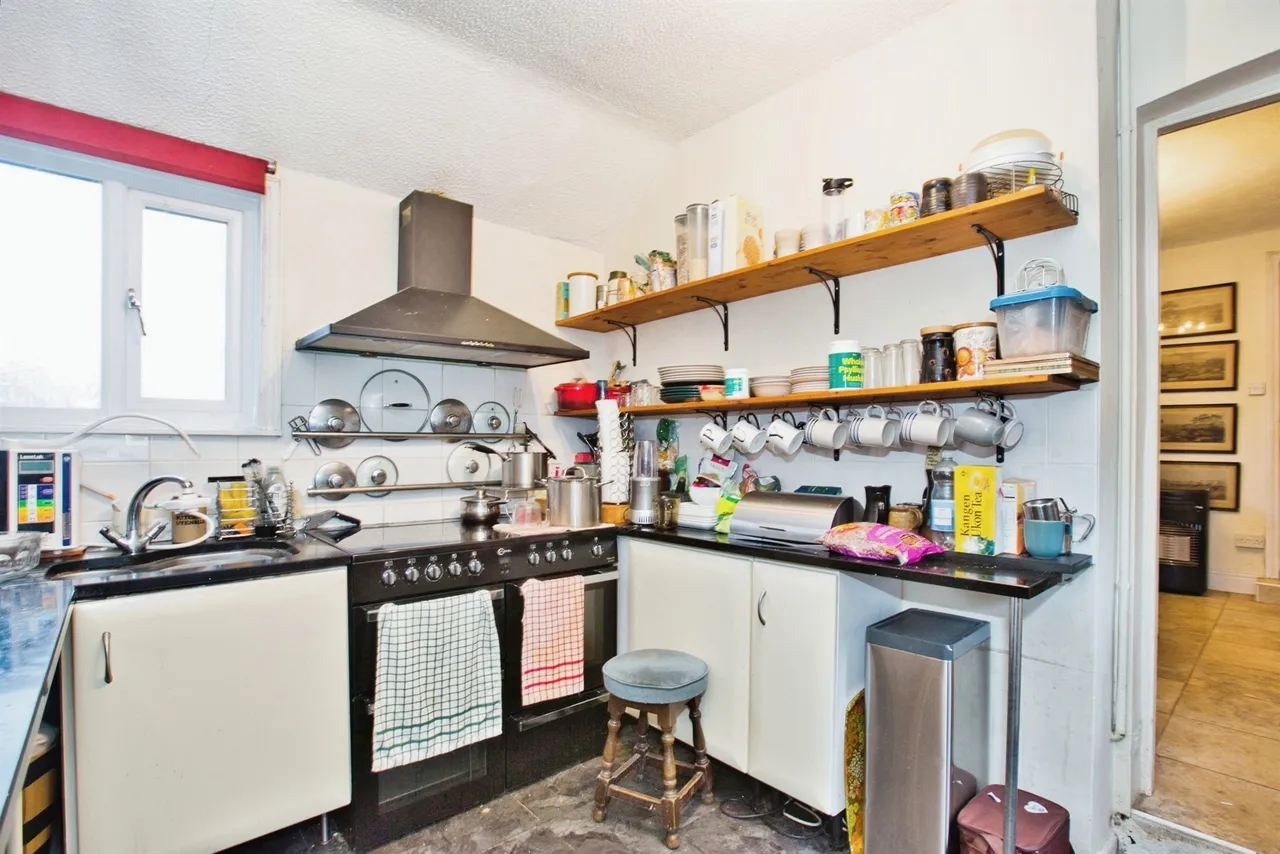Colmer Road, Yeovil, BA21, photo 6