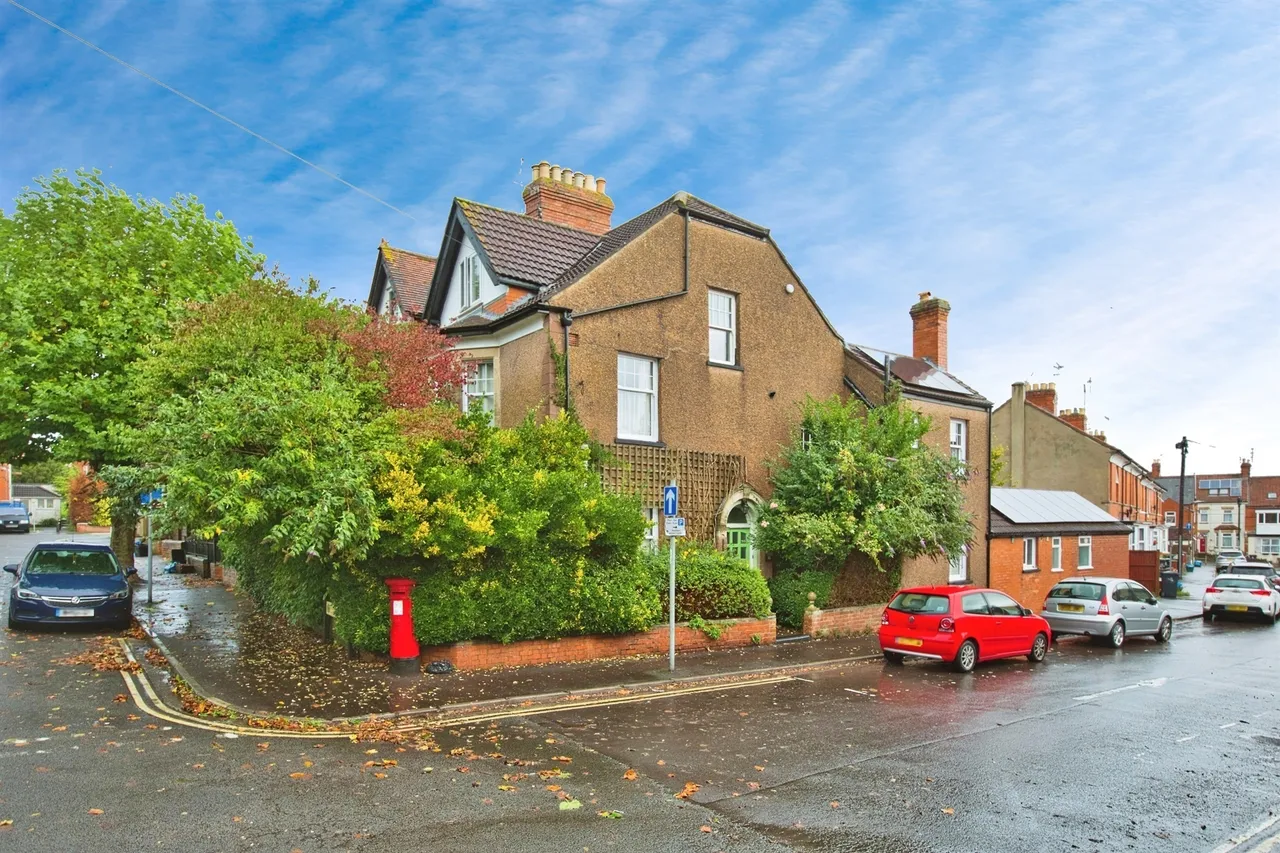 5 bed house for sale, Colmer Road, Yeovil, BA21