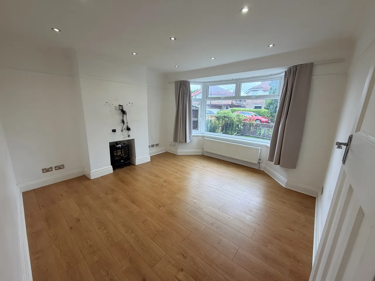 Malpas Drive, Timperley, photo 4