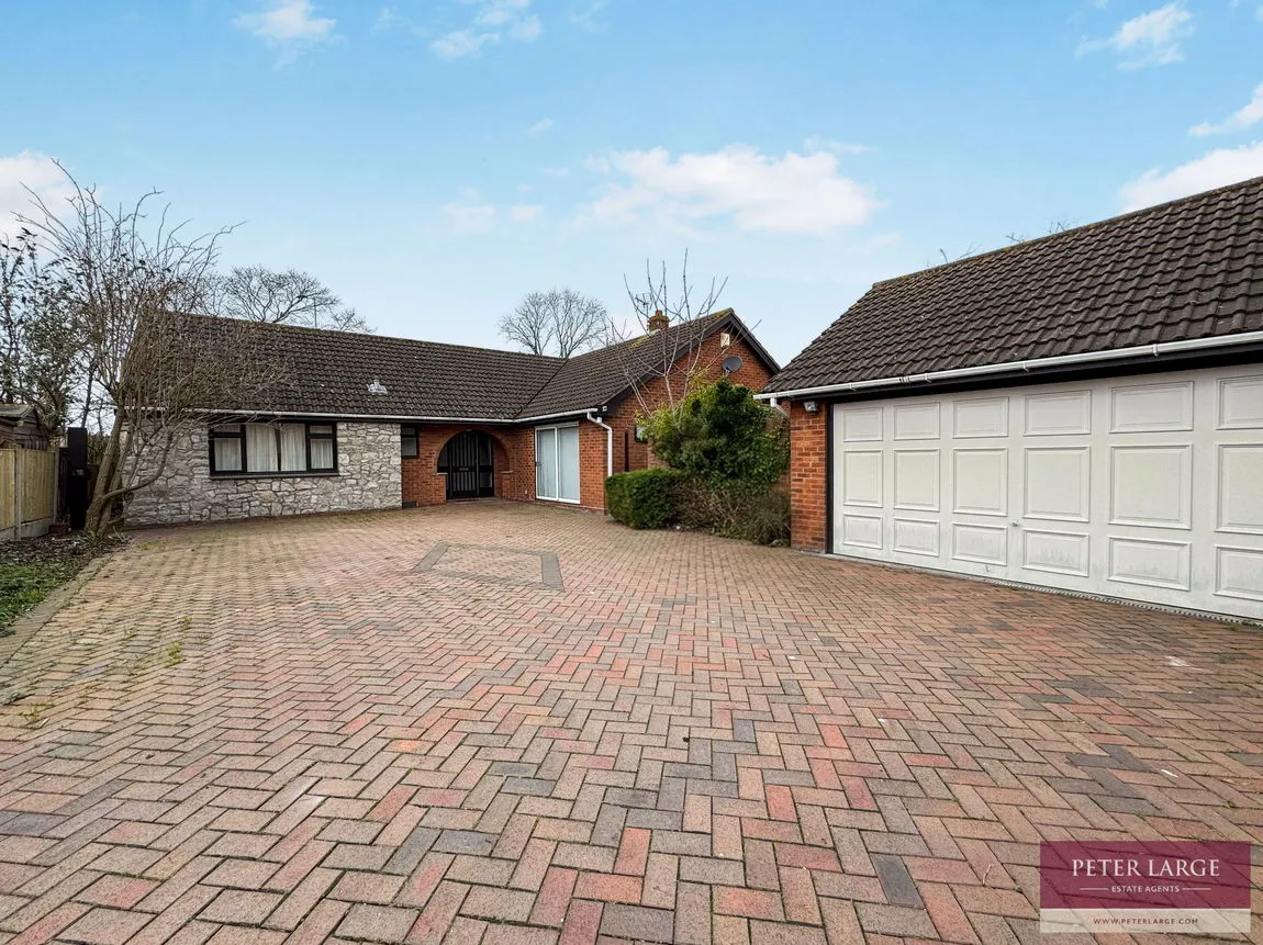 4 bed house for sale — Off Pentre Lane, Rhuddlan, Denbighshire, LL18 6HJ