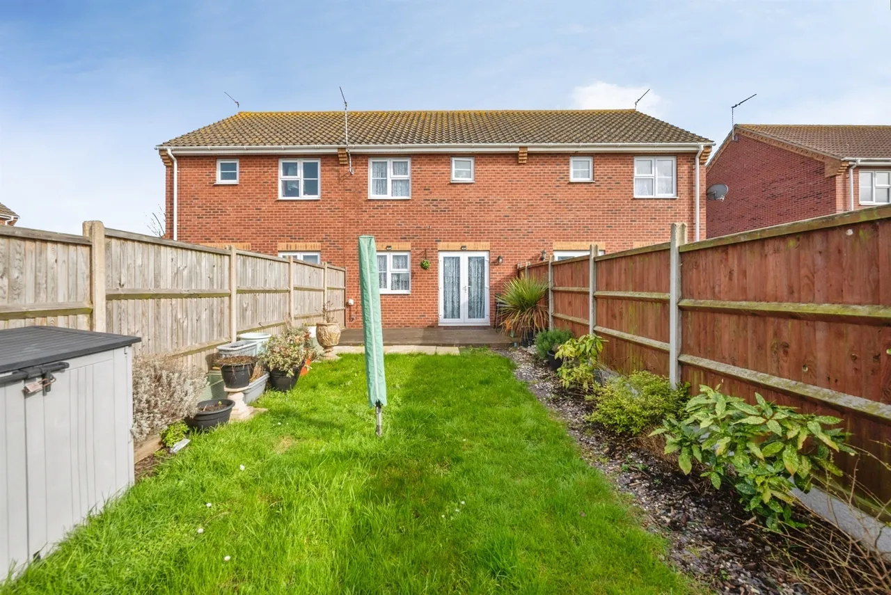 Drifters Way, Great Yarmouth, NR31, photo 16