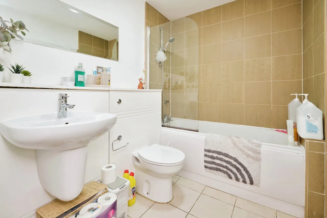 Bromsgrove Street, Birmingham, B5, photo 16