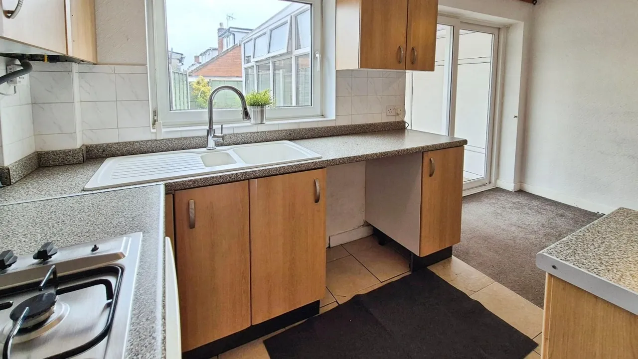 Hunter Avenue, Burntwood, WS7, photo 8