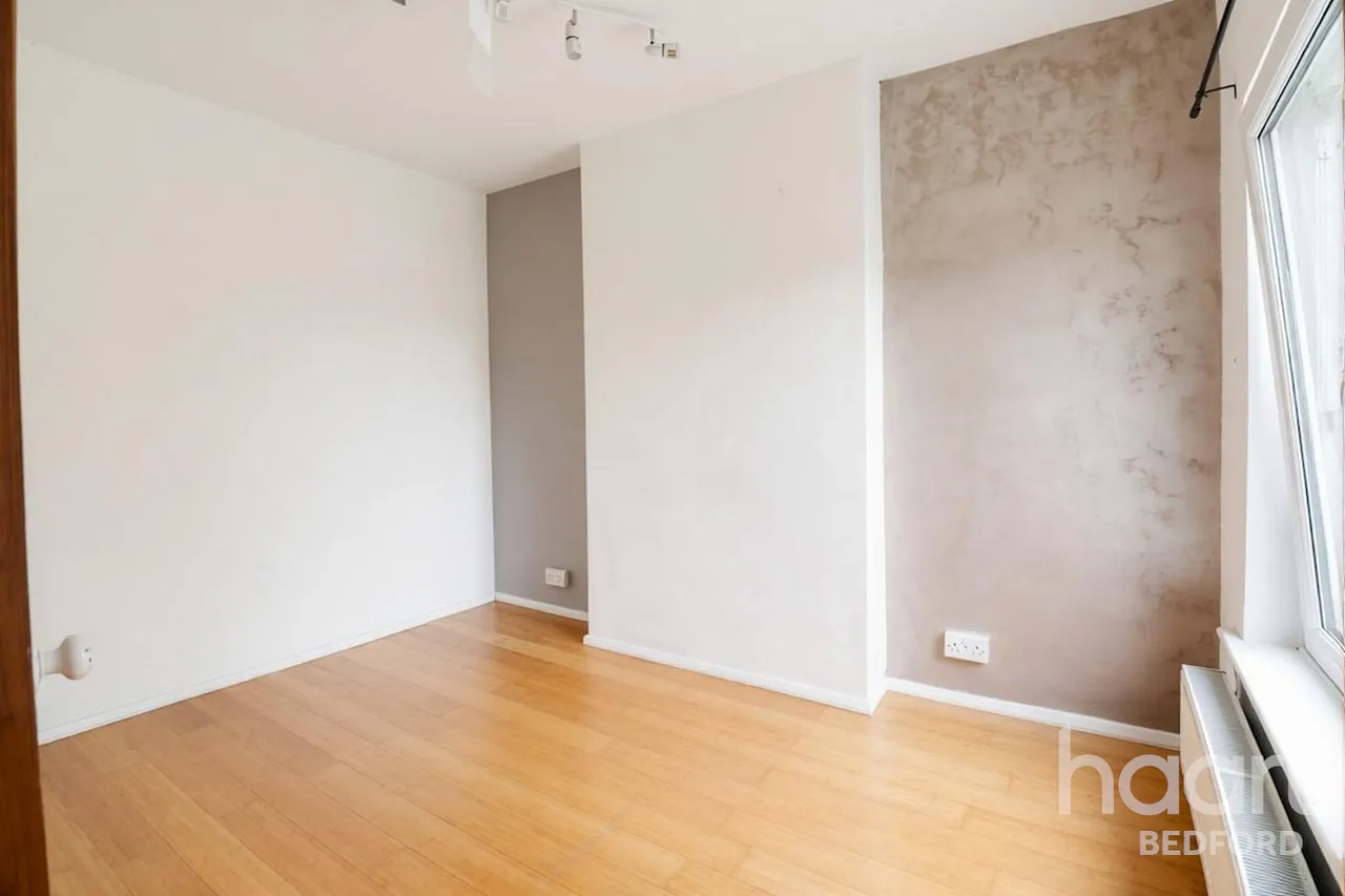 Althorpe Street, MK42, photo 8