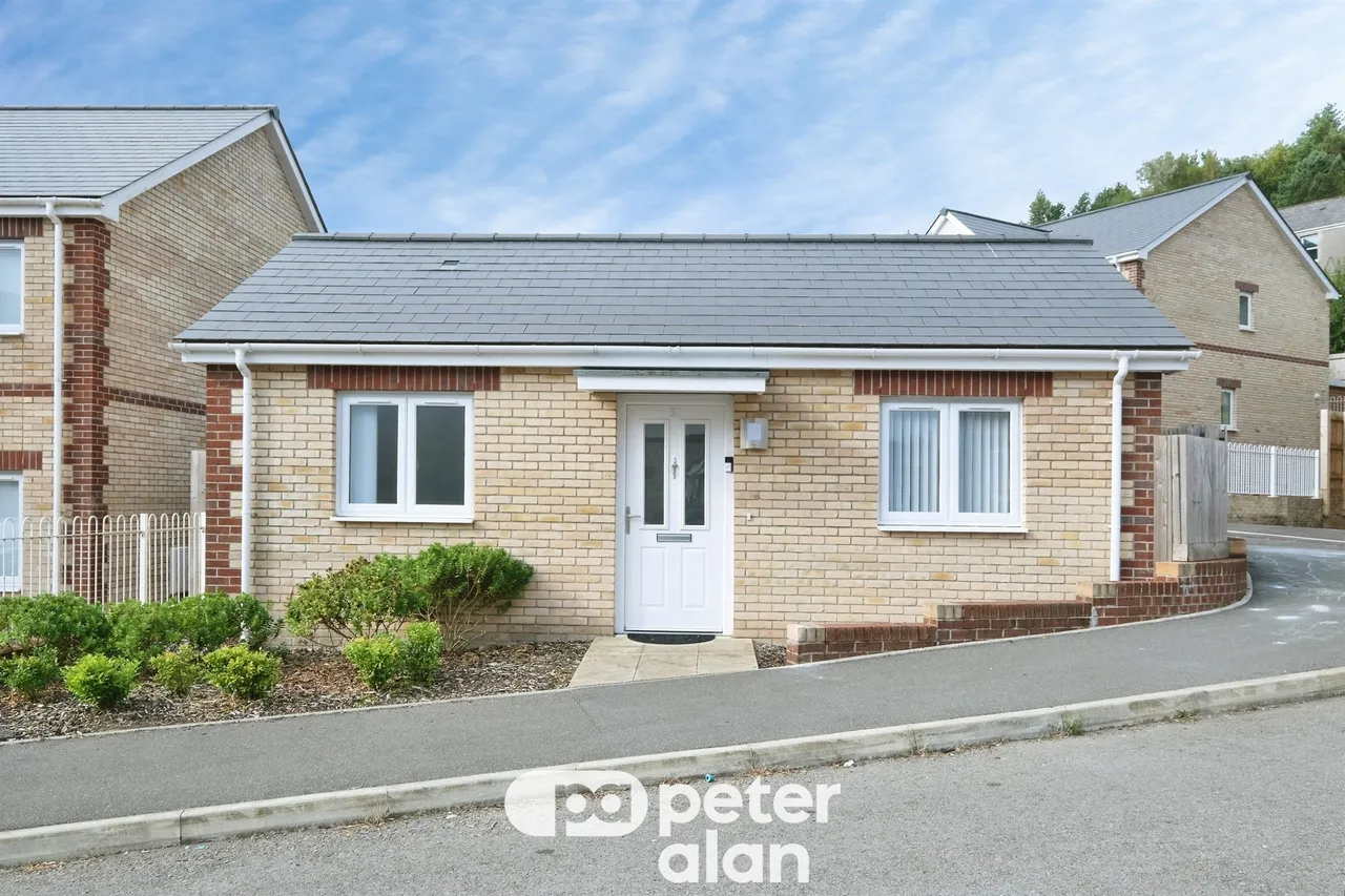 1 bed house for sale, Nant Y Ffyrling Maesteg, CF34