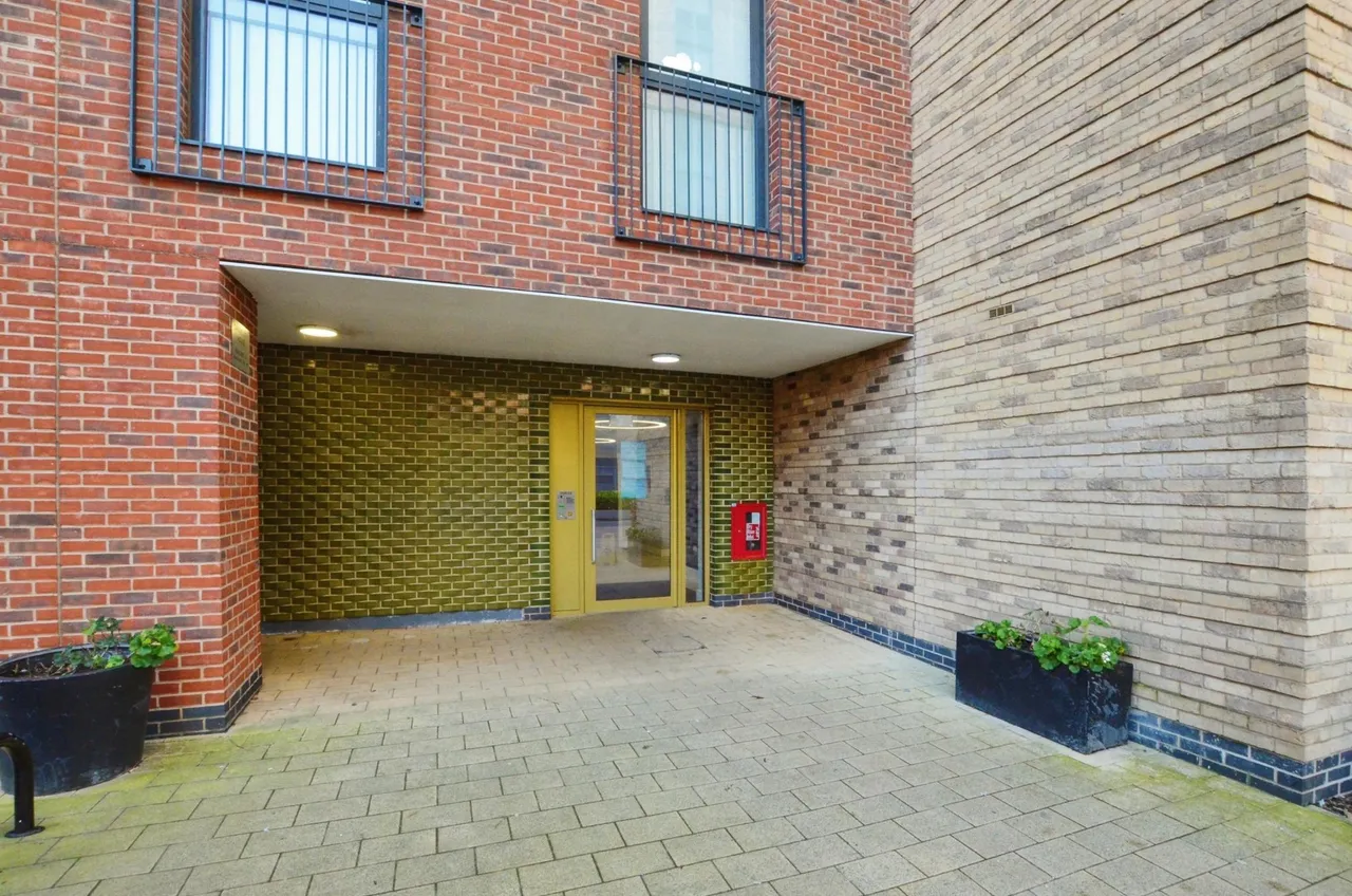 Merrick Road, Southall, UB2, photo 19
