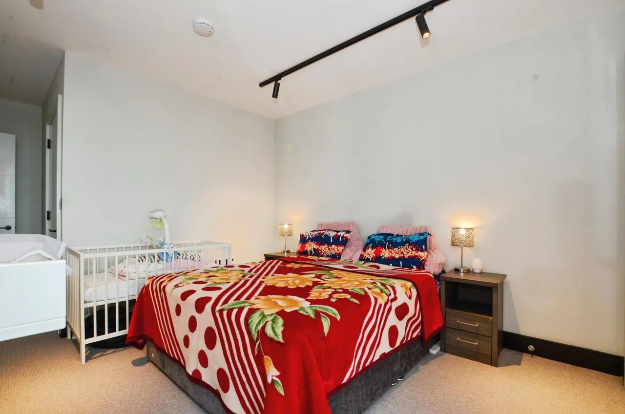 Merrick Road, Southall, UB2, photo 8