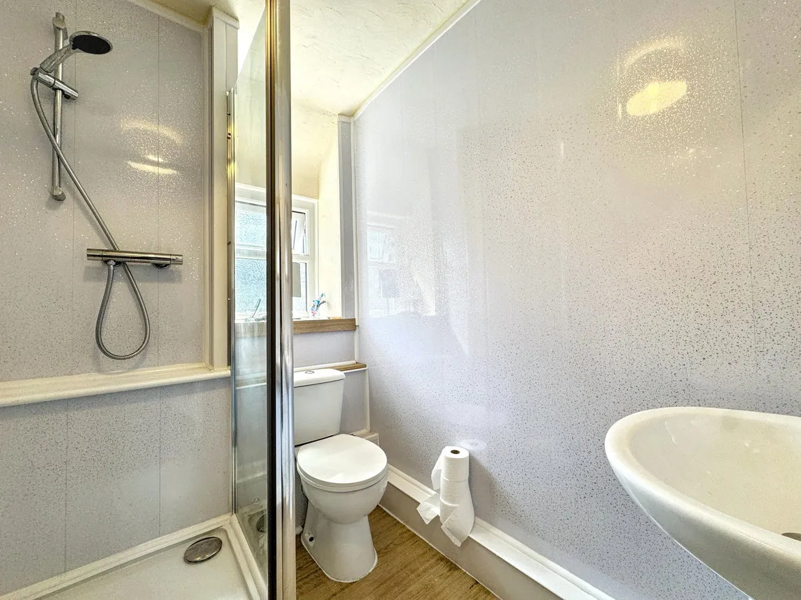 Wellington Road, Old Colwyn, Colwyn Bay, Conwy, LL29 9ND, photo 10