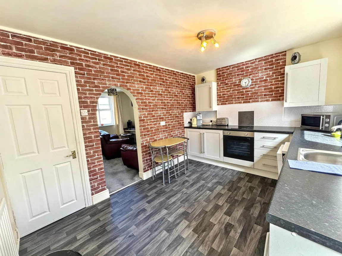 Wellington Road, Old Colwyn, Colwyn Bay, Conwy, LL29 9ND, photo 5