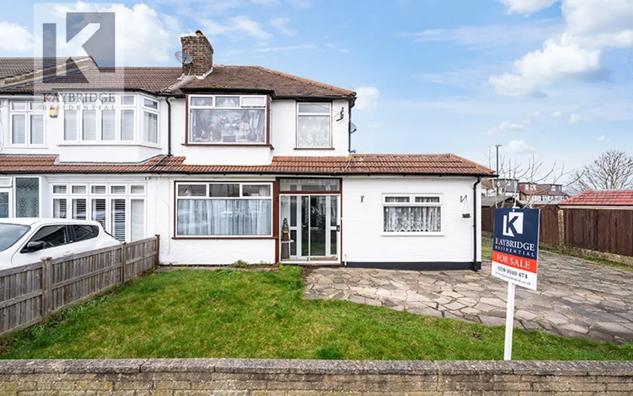 3 bed land for sale — Esher Avenue, Cheam, SM3
