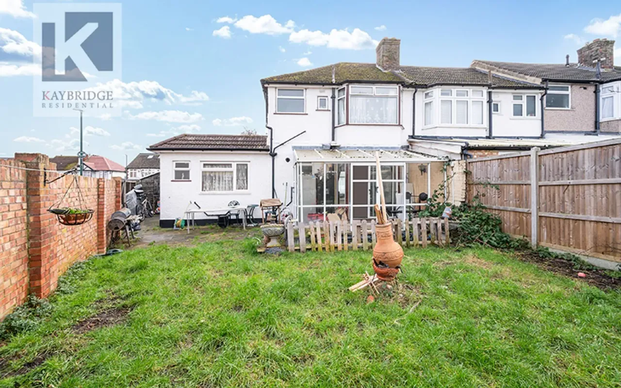 Esher Avenue, Cheam, SM3, photo 8