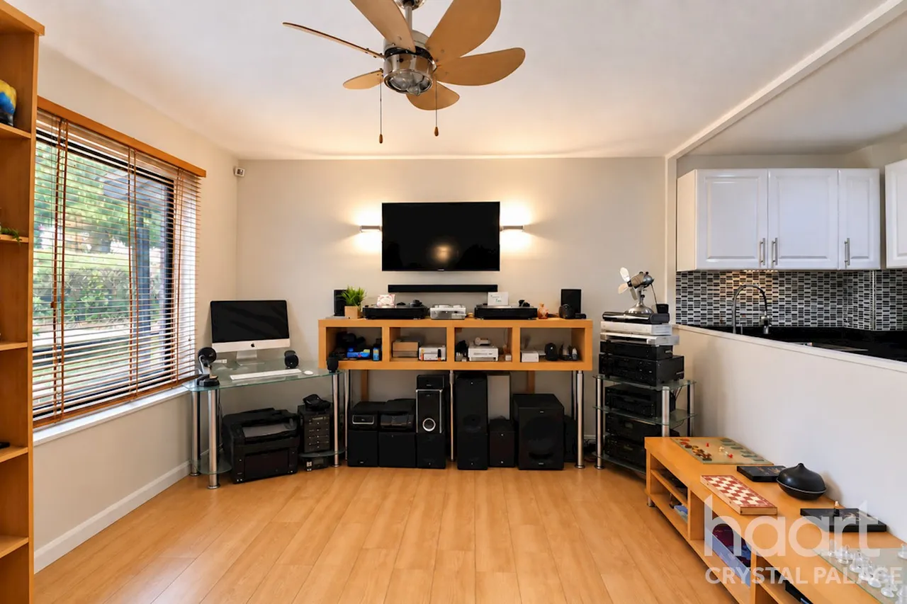 Ardent Close, London, SE25, photo 6
