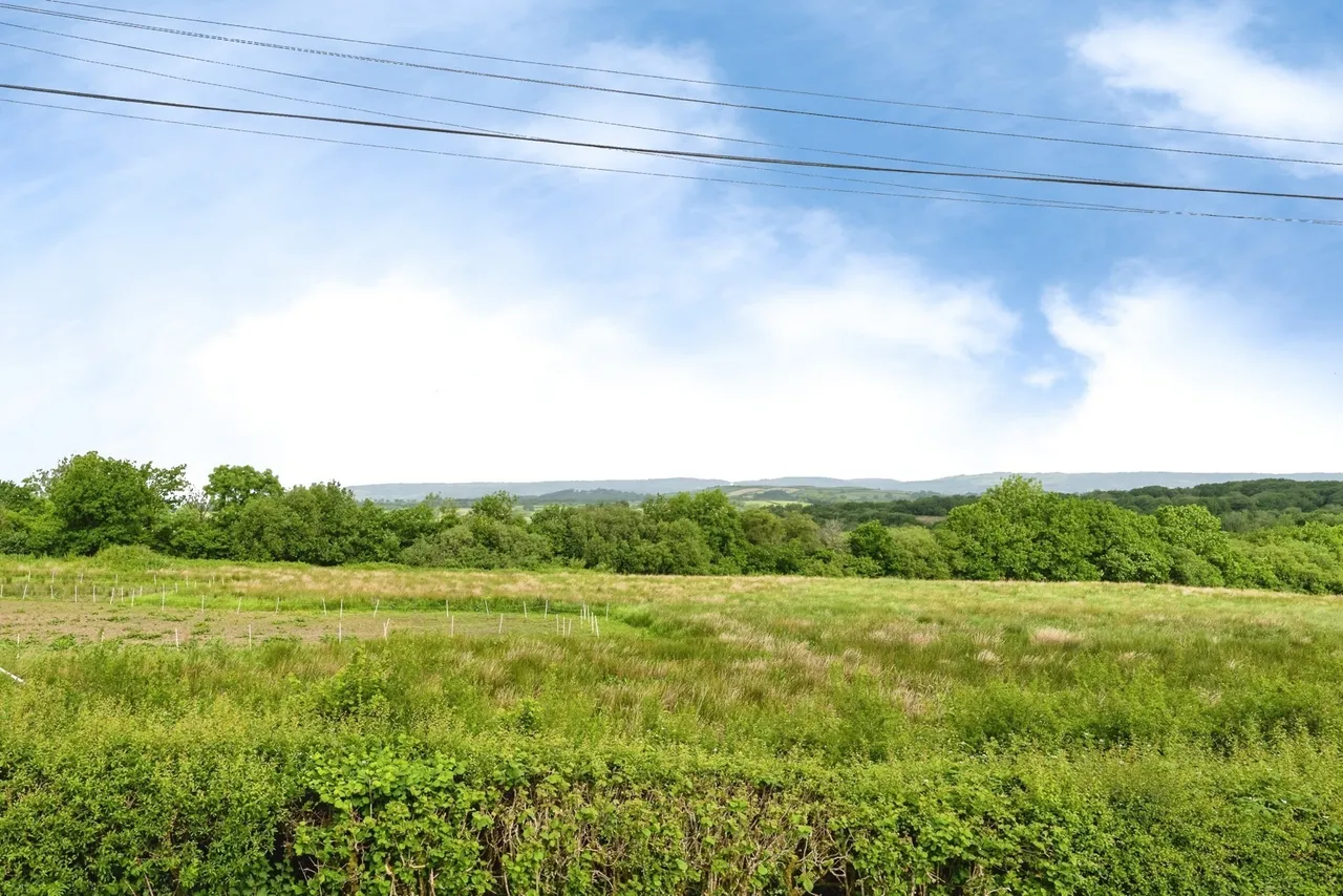 Maesybont, Llanelli, SA14, photo 13