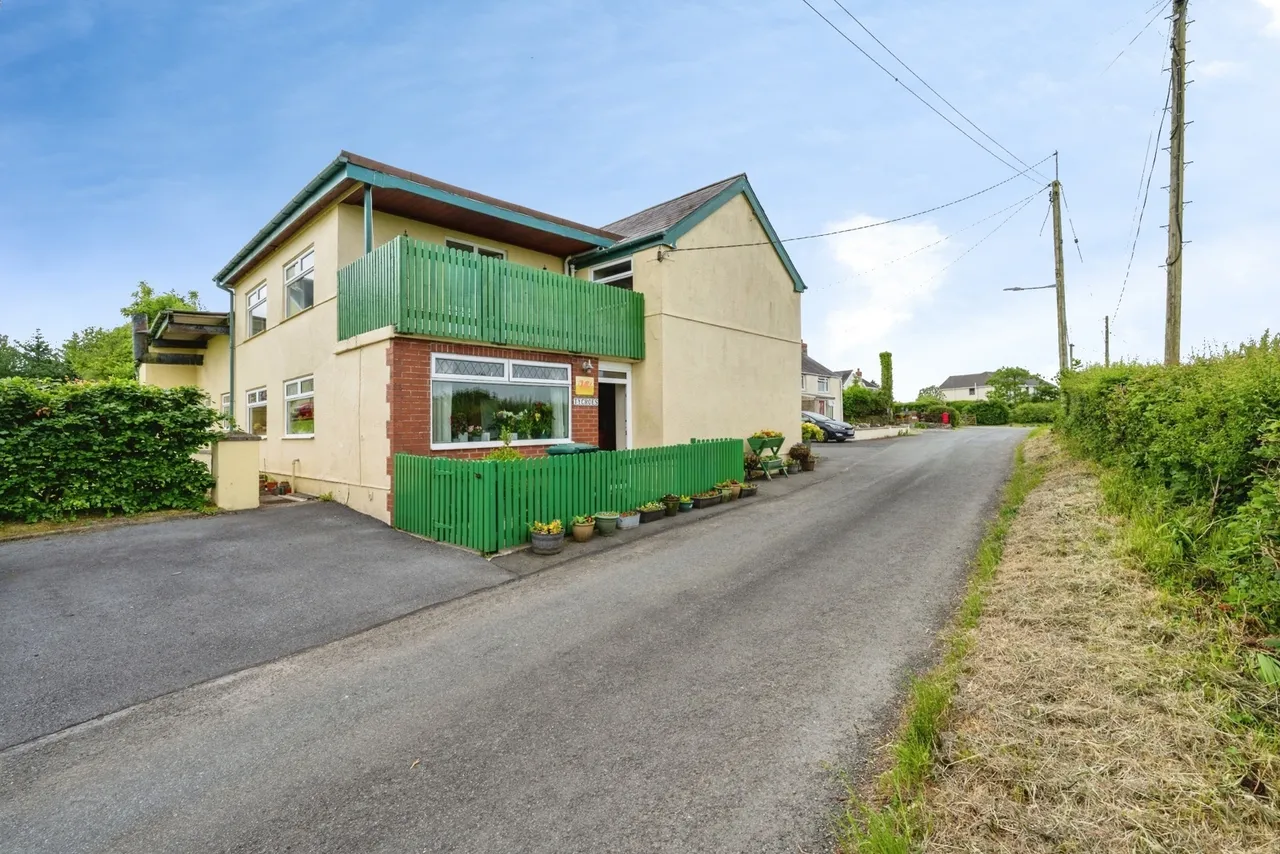 3 bed house for sale, Maesybont, Llanelli, SA14