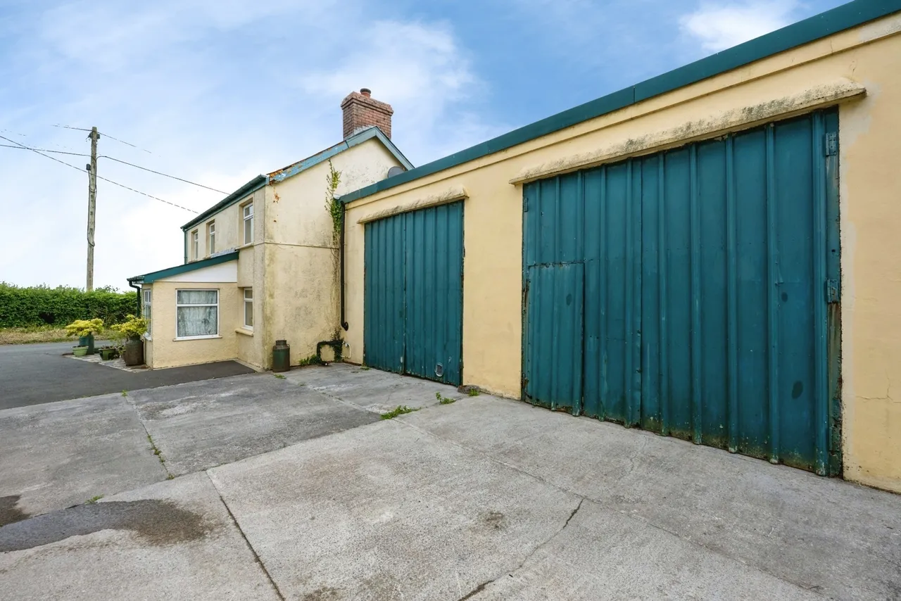 Maesybont, Llanelli, SA14, photo 2