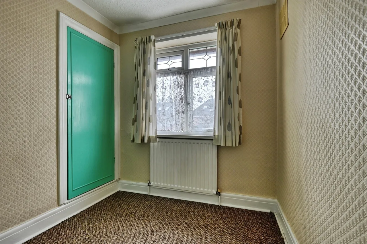 Sandhurst Avenue, Birmingham, B36, photo 13