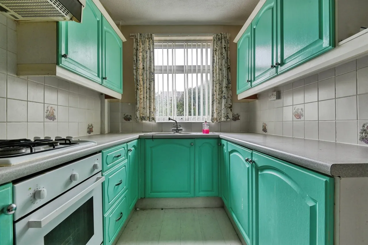 Sandhurst Avenue, Birmingham, B36, photo 6