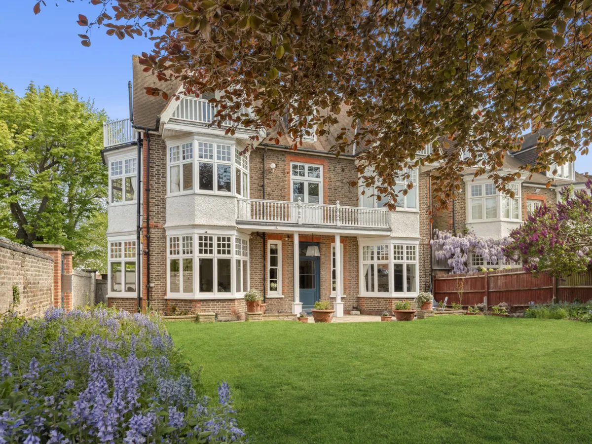 The Corner House, London, SW14, photo 28