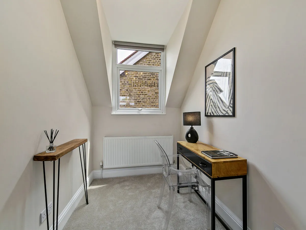 The Corner House, London, SW14, photo 43