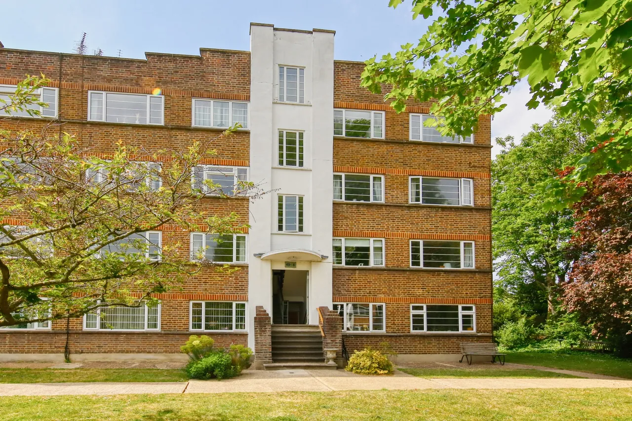 Park Road, Hampton Wick, KT1 4AX, photo 11