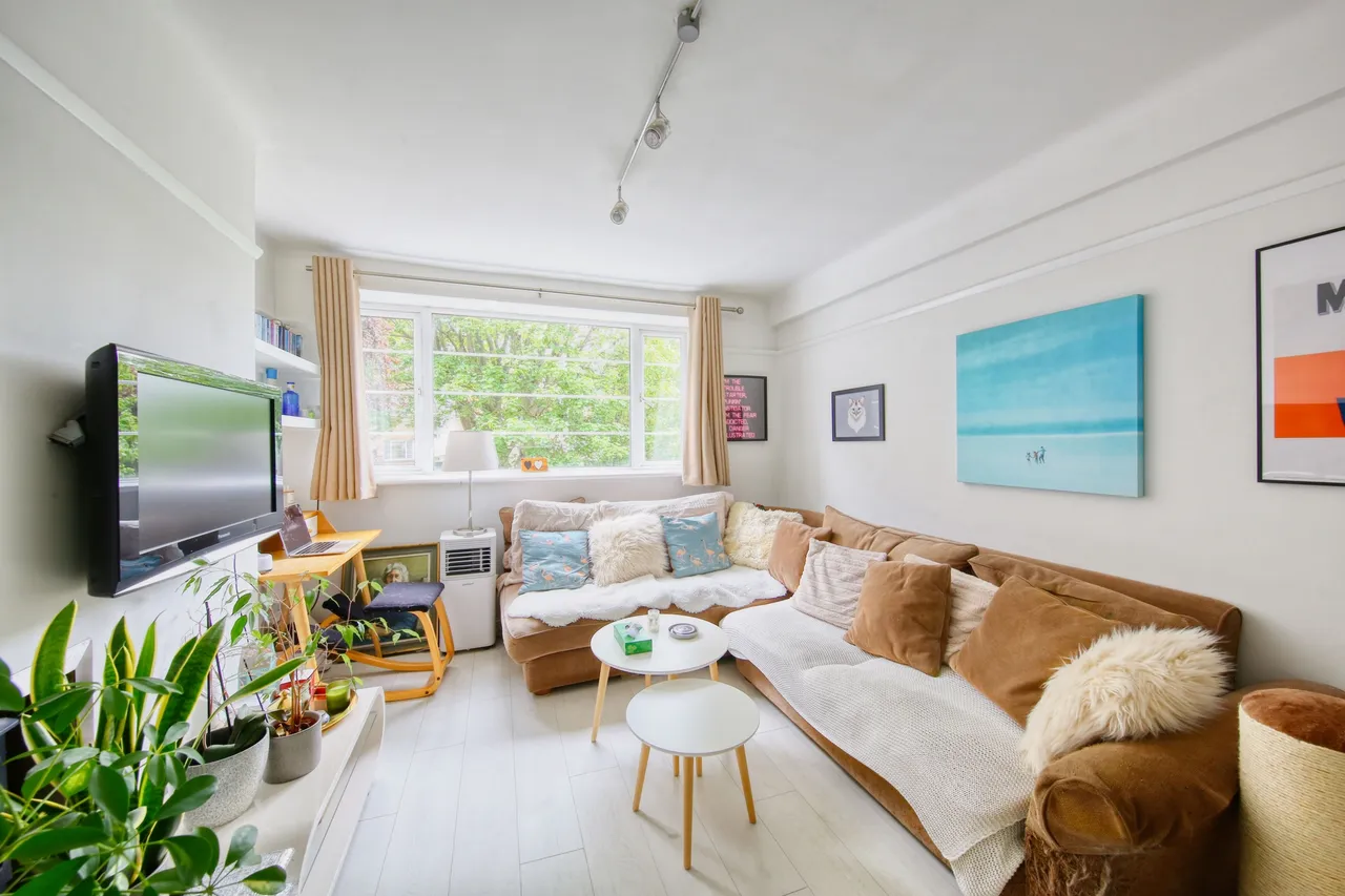 Park Road, Hampton Wick, KT1 4AX, photo 10