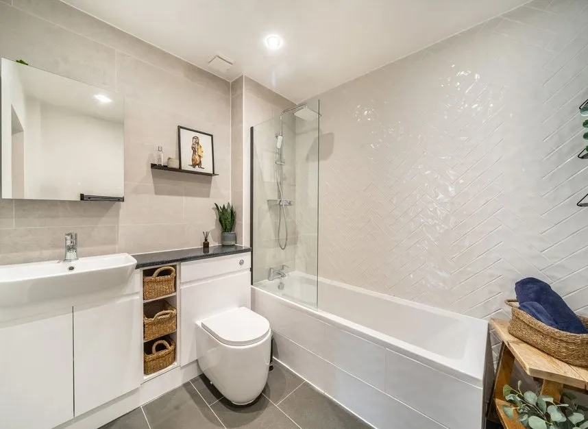 Ferndale Road, Clapham, SW4, photo 4