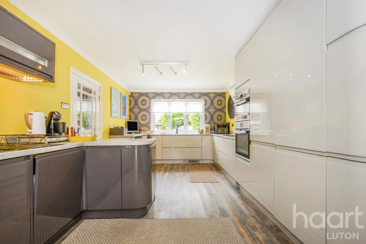 Markyate Road, Luton, LU1, photo 11