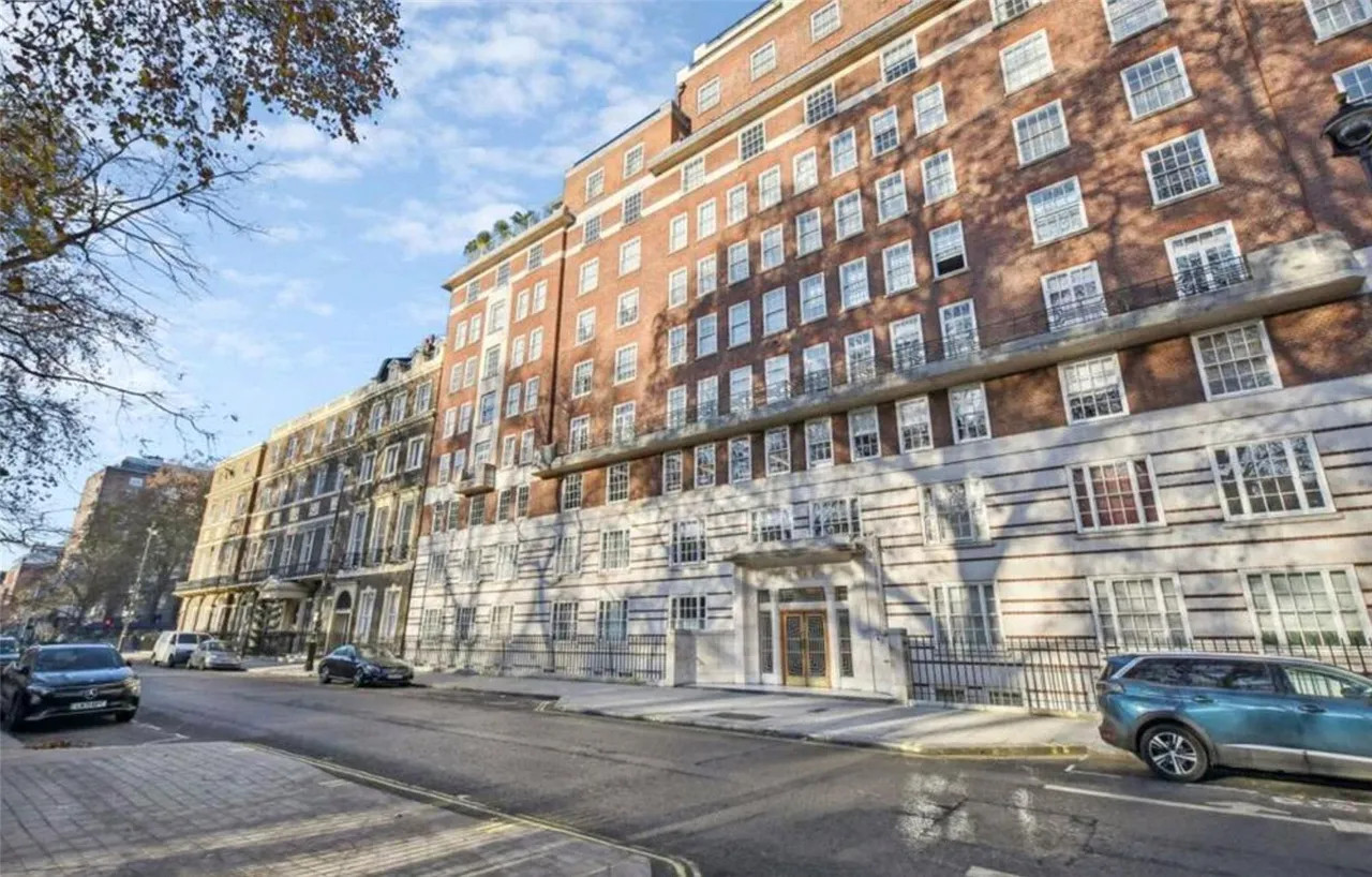 Portman Square, Marylebone, W1H, photo 11