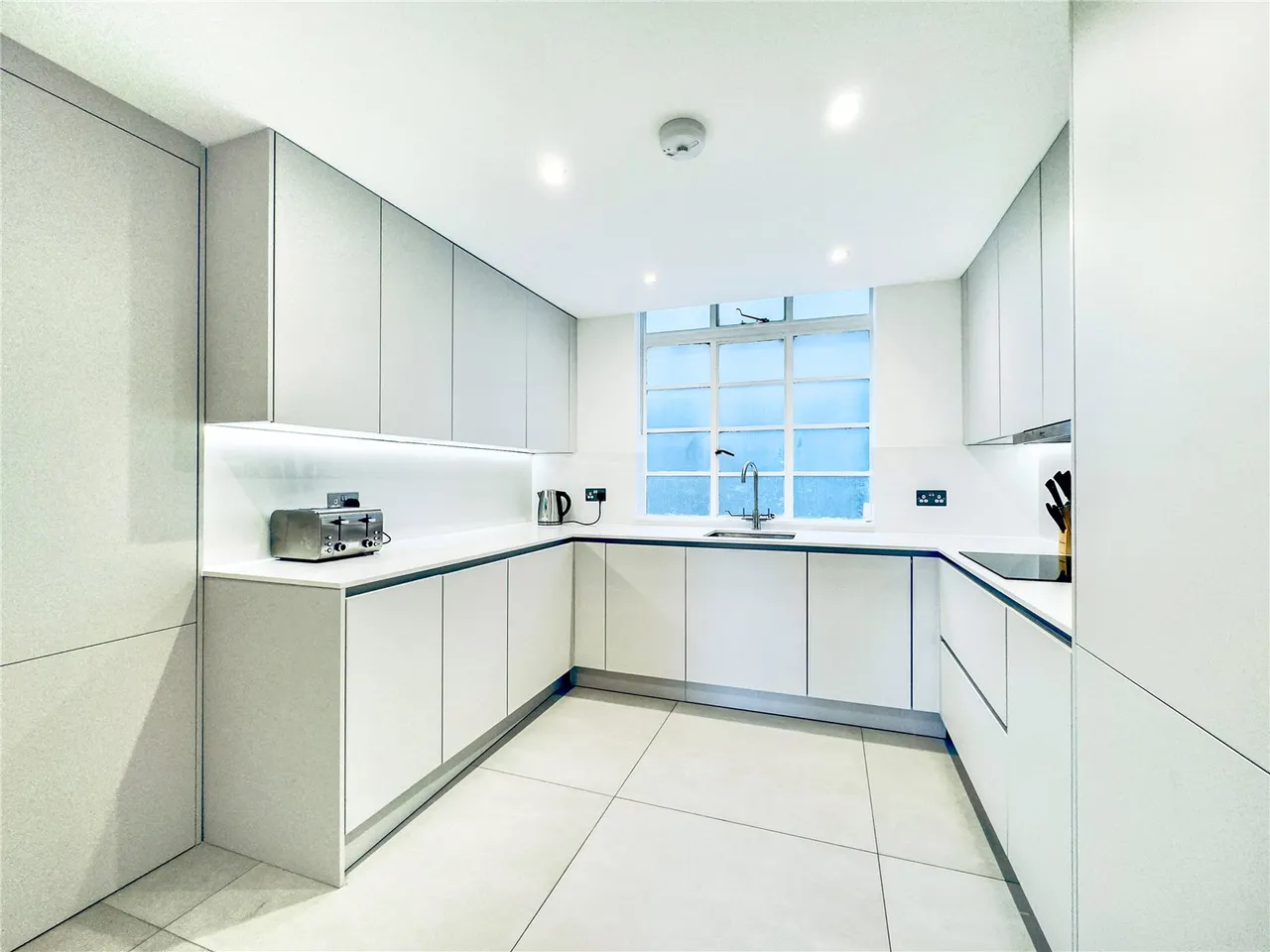 Portman Square, Marylebone, W1H, photo 4