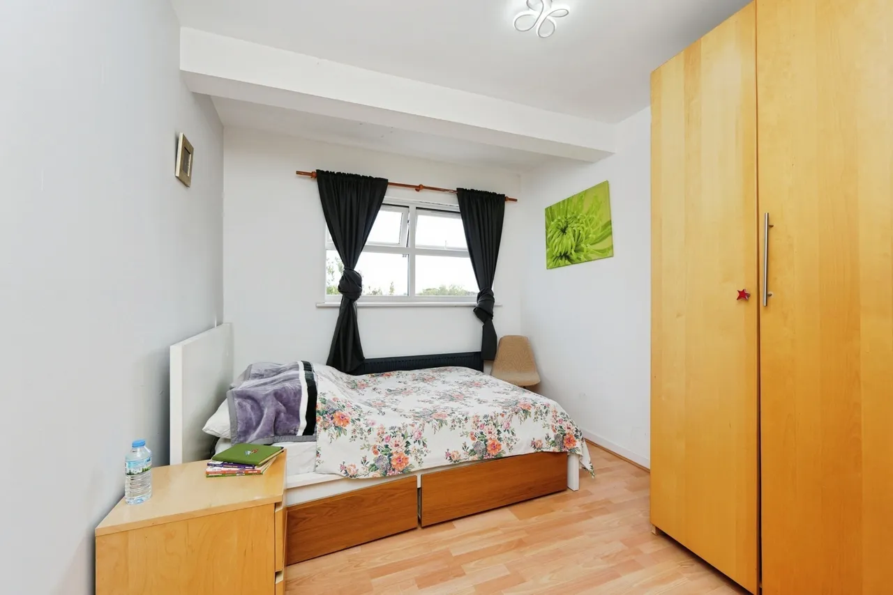 Bromley Road, London, SE6, photo 6