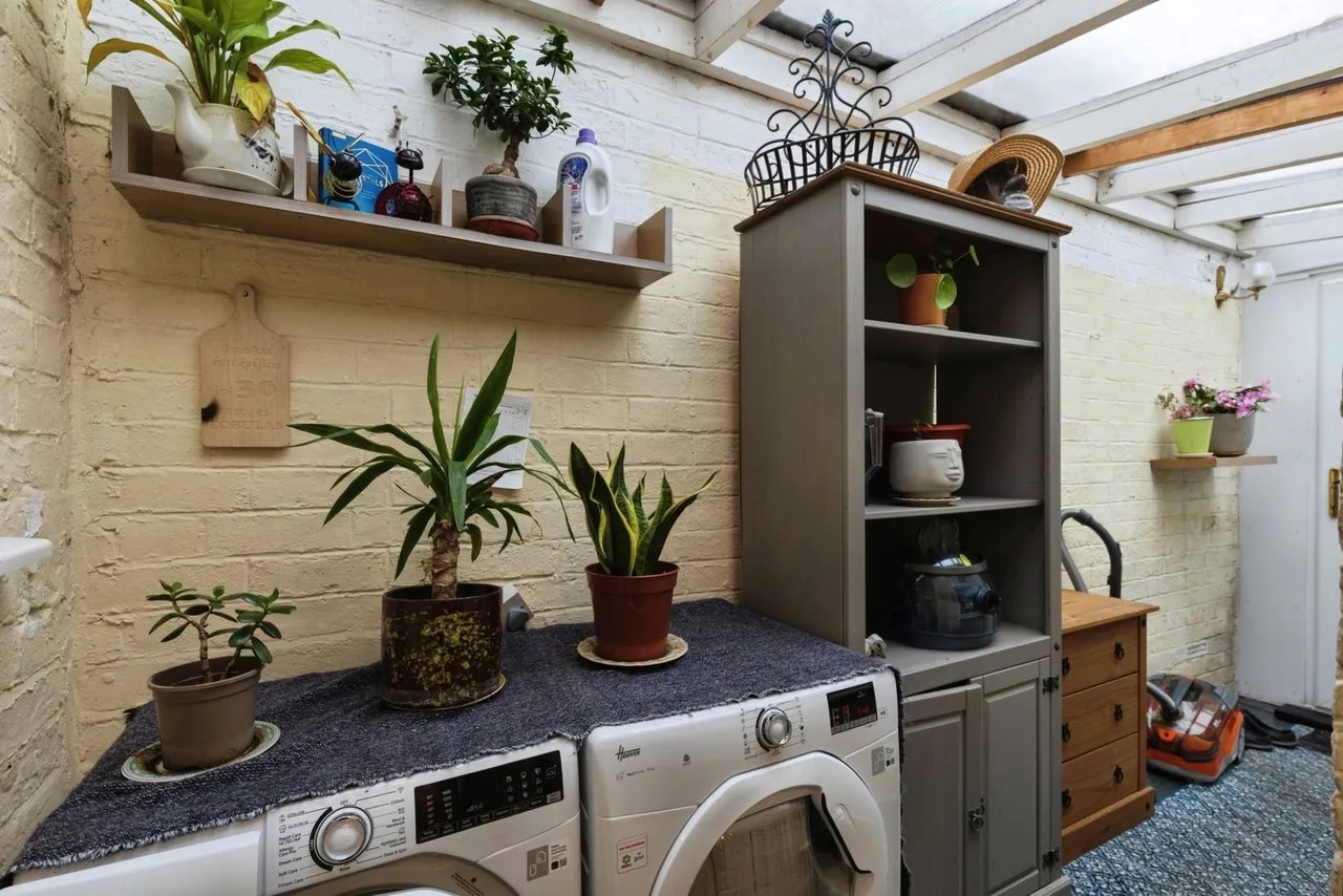 Eastern Avenue, Gloucester, Gloucestershire, GL4, photo 7