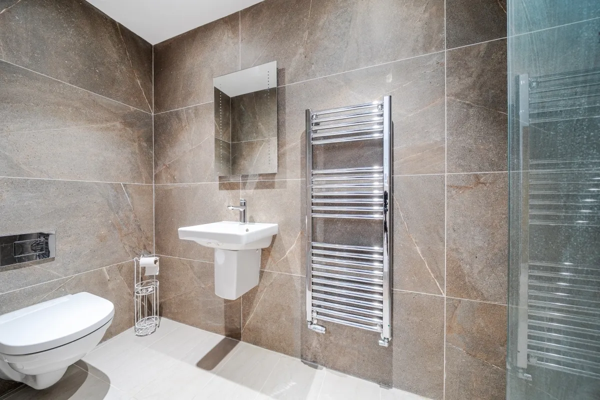 Court Lane, Epsom, KT19, photo 9