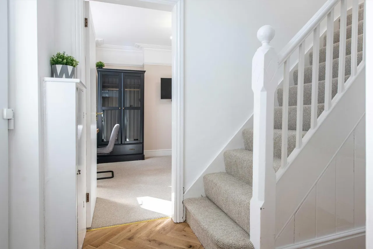 Montpelier Road, Dunkirk, NG7, photo 8
