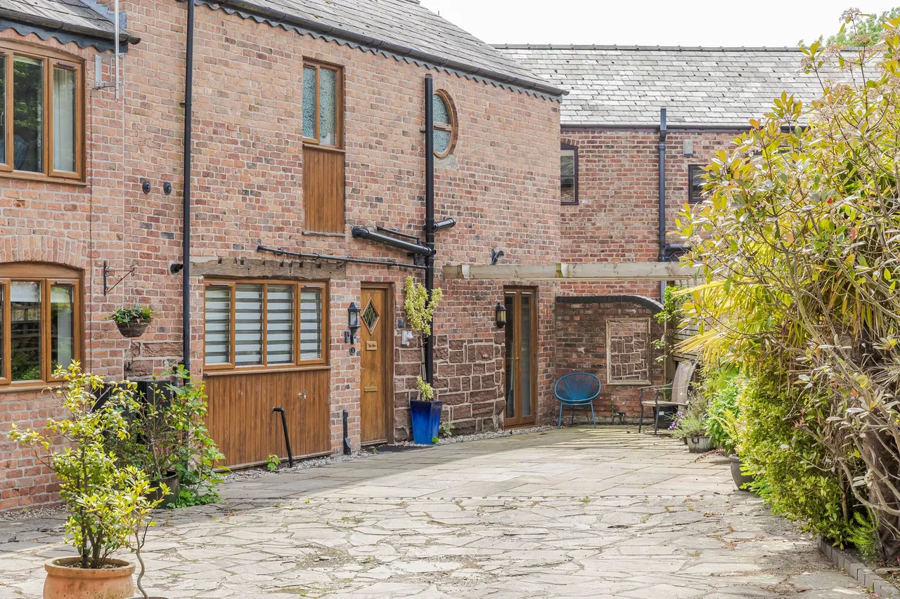 Tarporley Road, Tarporley, photo 2