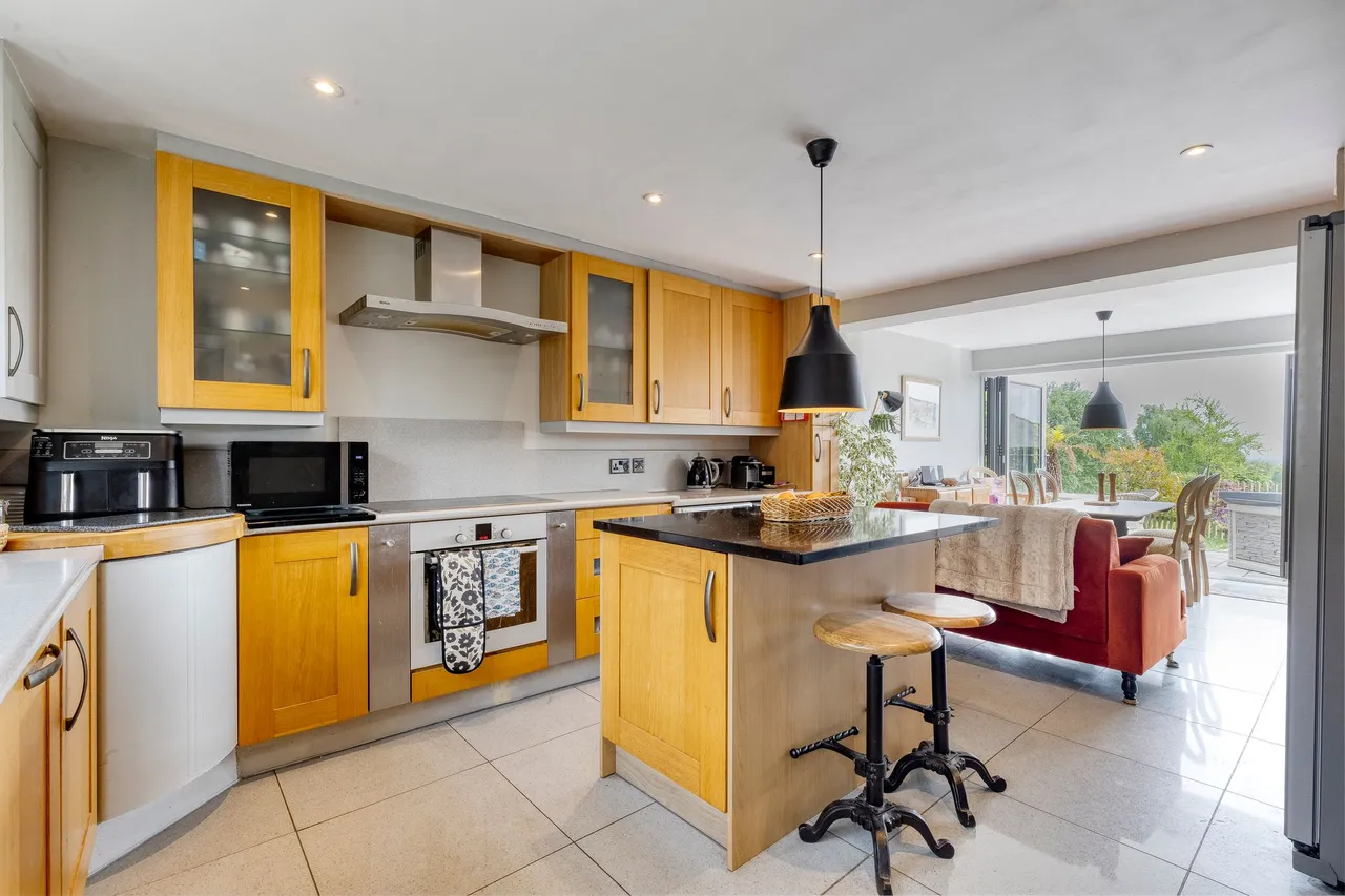 Tarporley Road, Tarporley, photo 9
