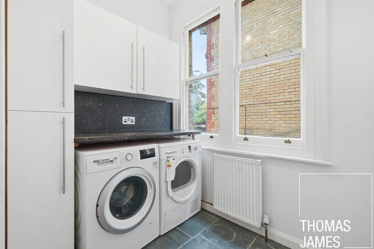 London, N13, photo 18